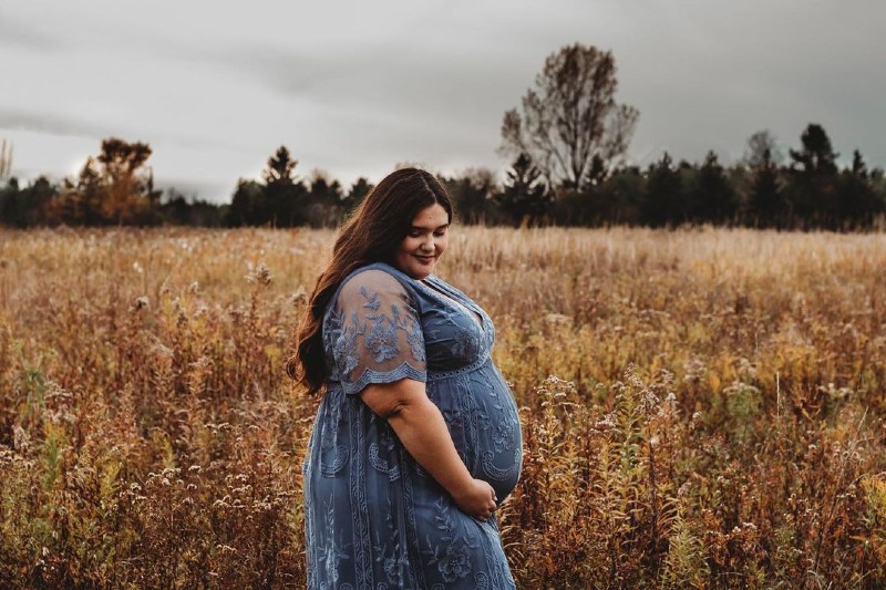 Elegant Blue Lace Maternity Gown