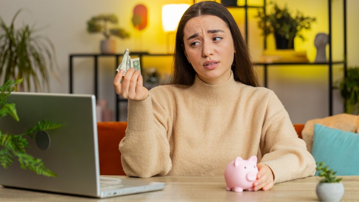 11 Signs You Should Try the 'No Buy 2025' Challenge - This Is Saving People Thousands