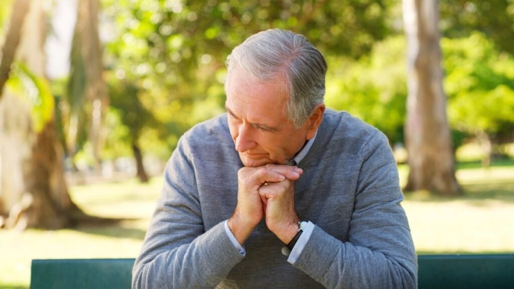 15 Hidden Daily Habits That Are Destroying Your Mental Health After 40 (According To Therapist)