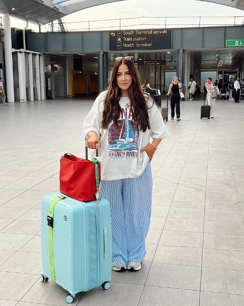 Casual Coastal Travel Look