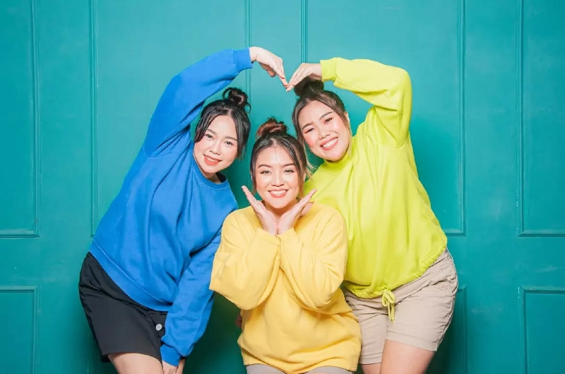 Colorful Friendship Fun