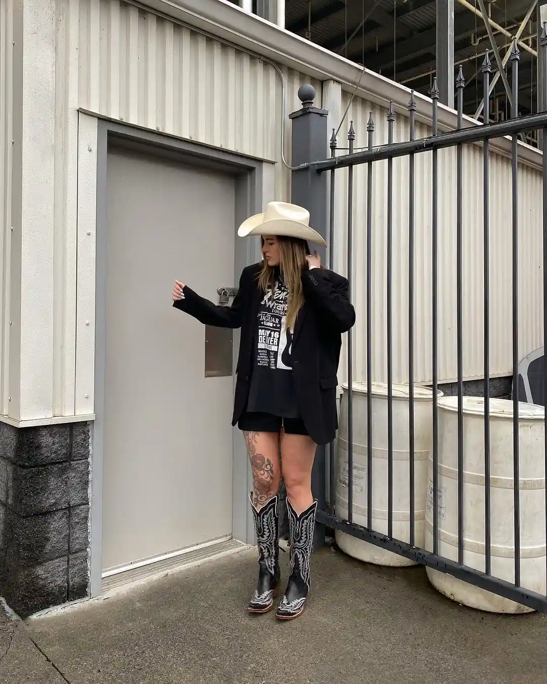 Concert Cowgirl Blazer Look