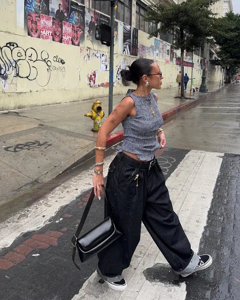 Cropped Tank & Baggy Black Denim with Vans