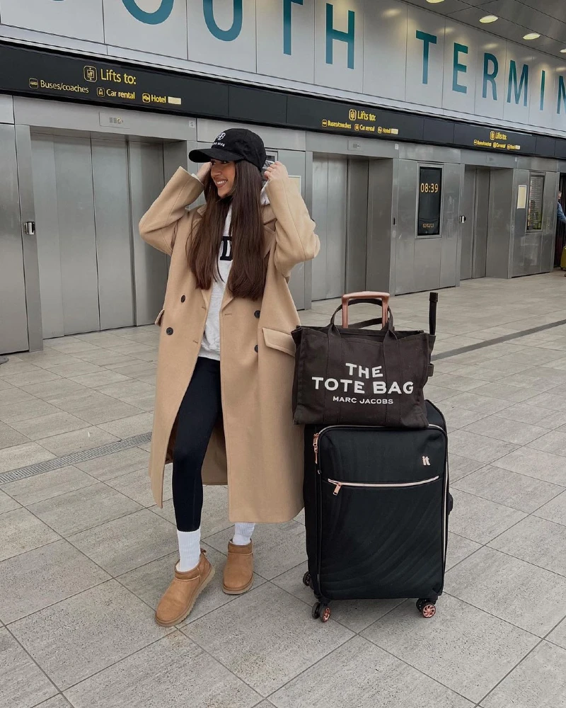 Effortlessly Cozy Travel Look