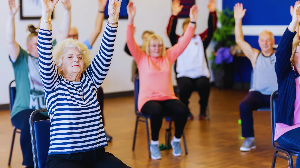 Exercise Offers More Benefits Than Risks for Seniors