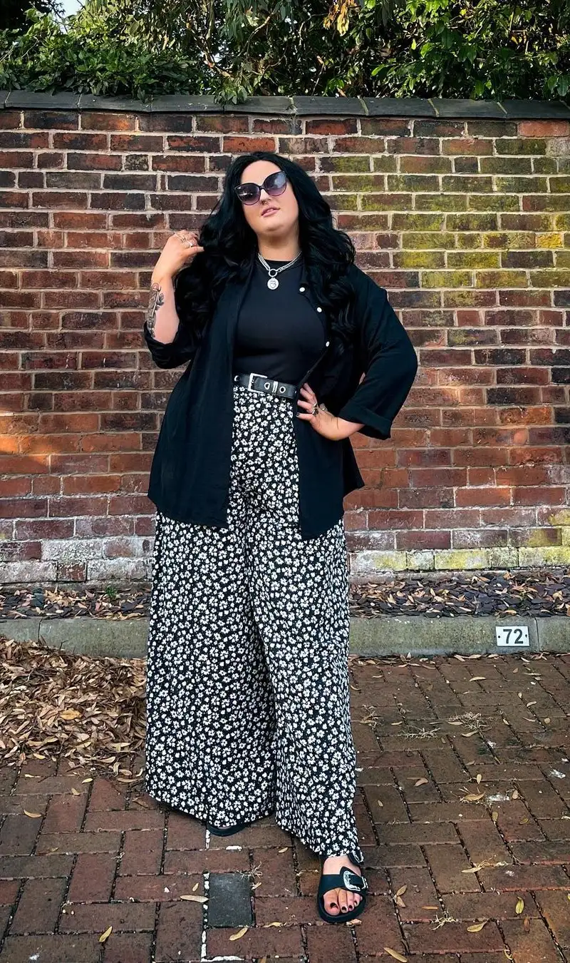 Floral Wide-Leg Trousers with a Black Top