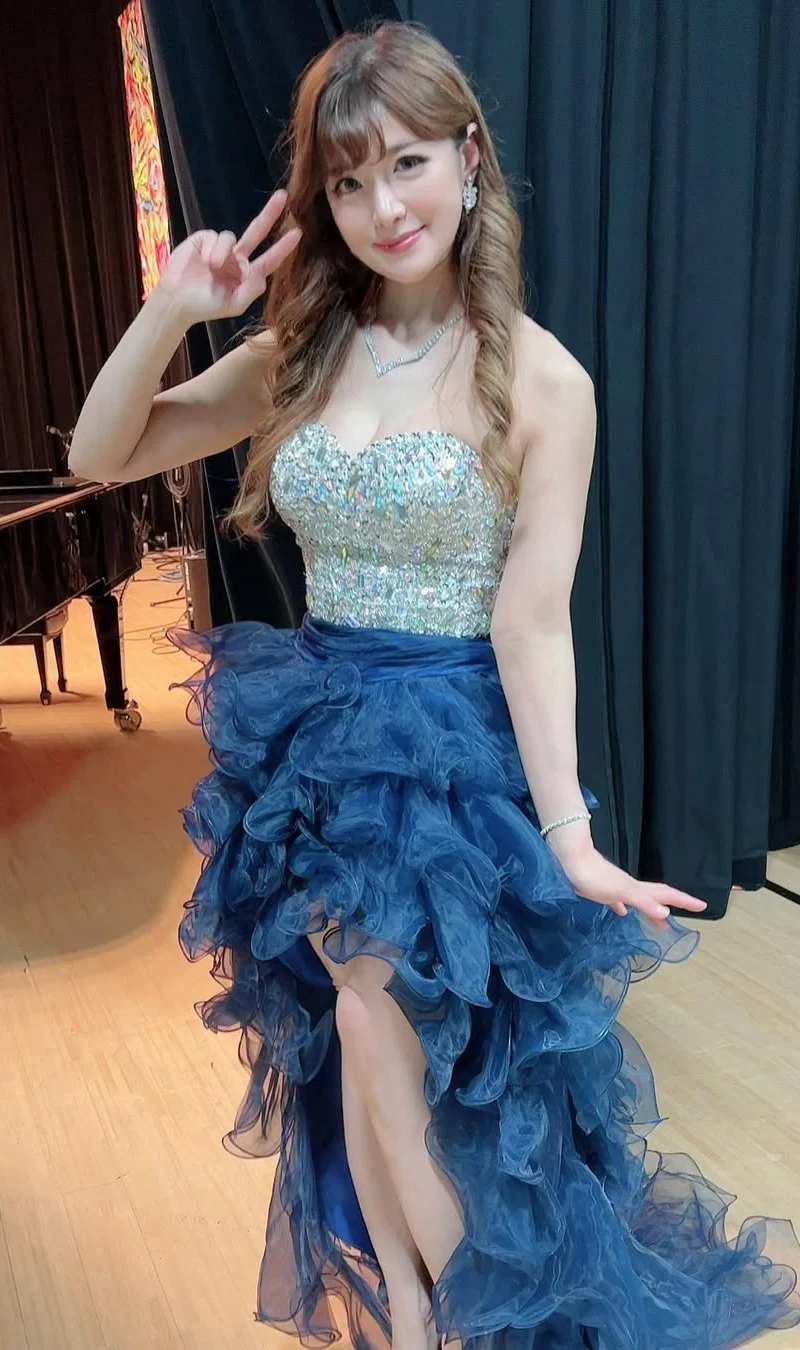 Glamorous Blue Symphony