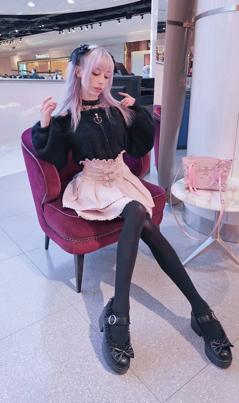 Gothic Lolita Elegance