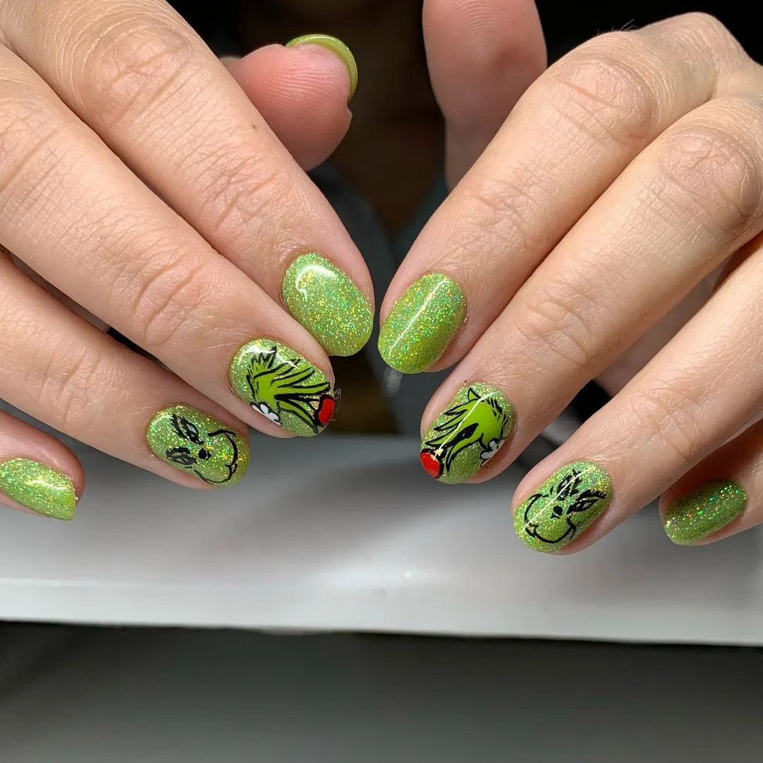 Grinch Glitter Short Nails