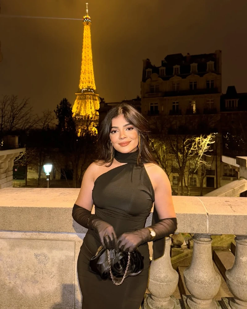 Iconic Landmark Backdrop