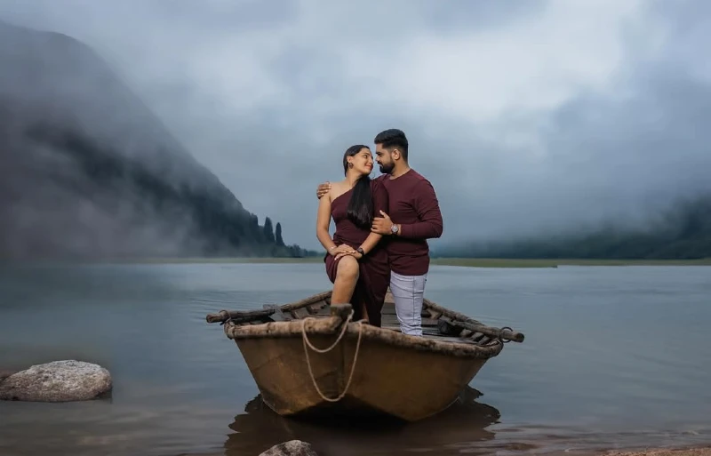 Misty Lake Romance