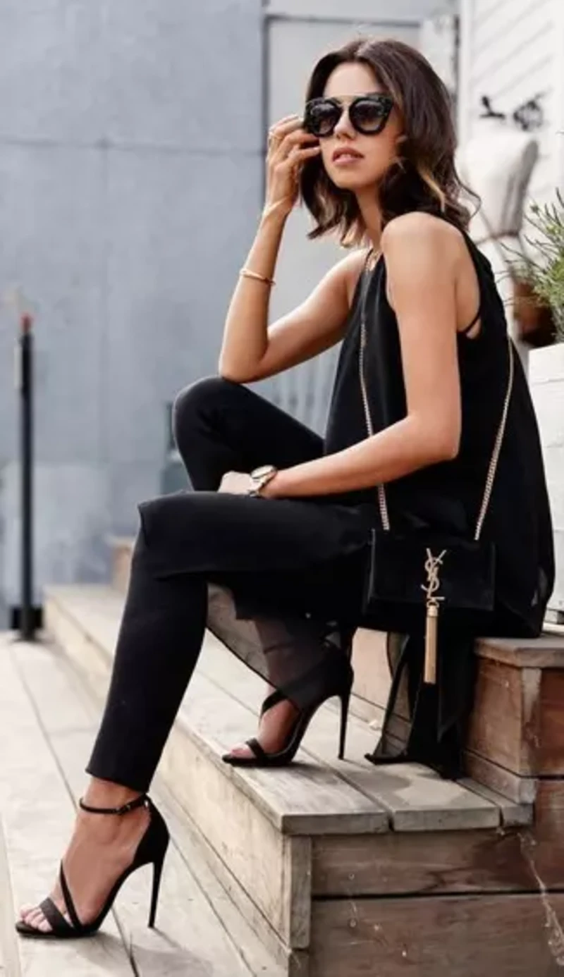 Sleek All-Black Evening Look