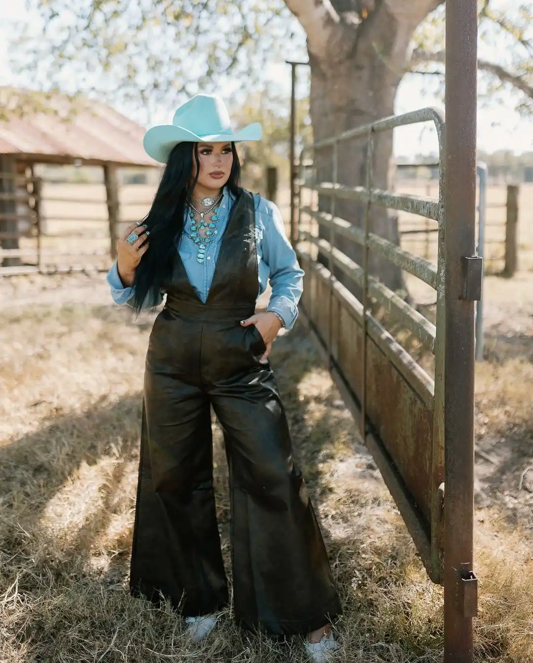 Turquoise Queen Western Ensemble