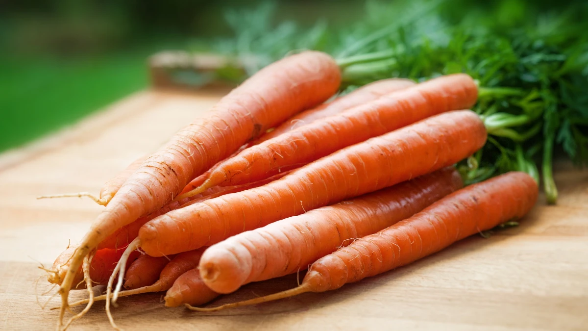 I Tried Eating Carrots for 7 Days Straight — The 9 Big Changes Shocked Me