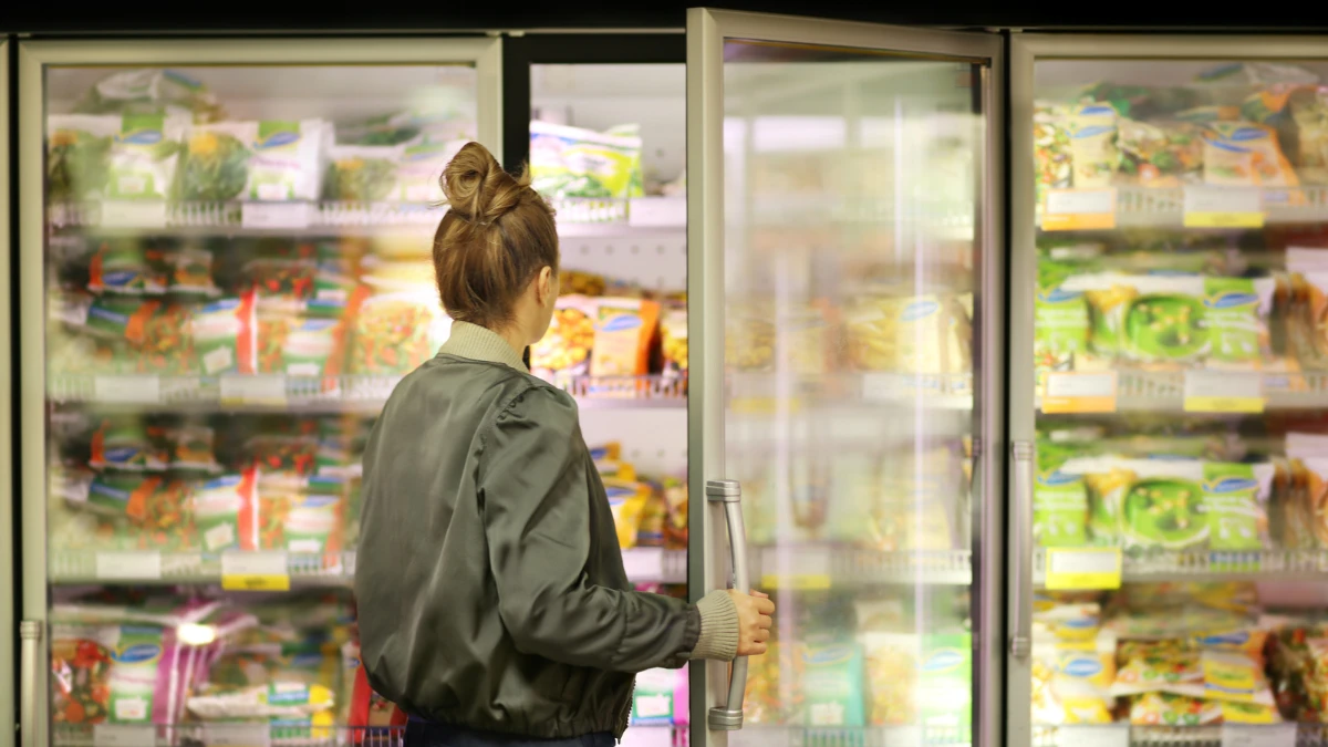 11 Frozen Foods To AVOID At All Costs (And 5 That Are ACTUALLY Healthy)