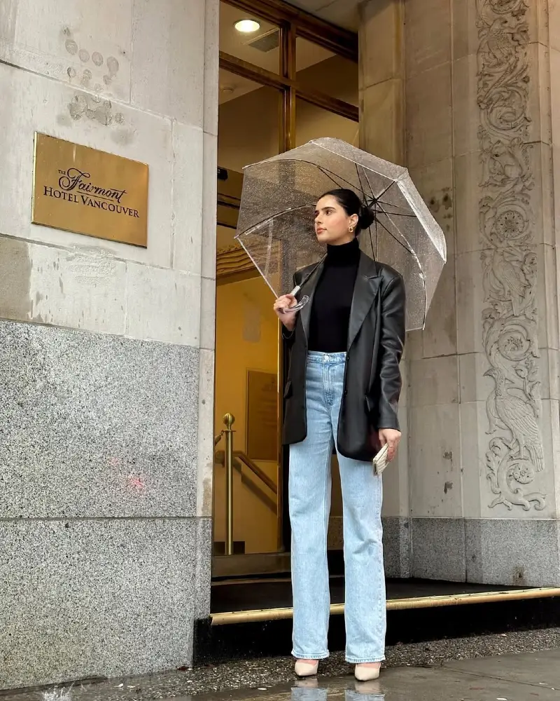 Urban Elegance in the Rain