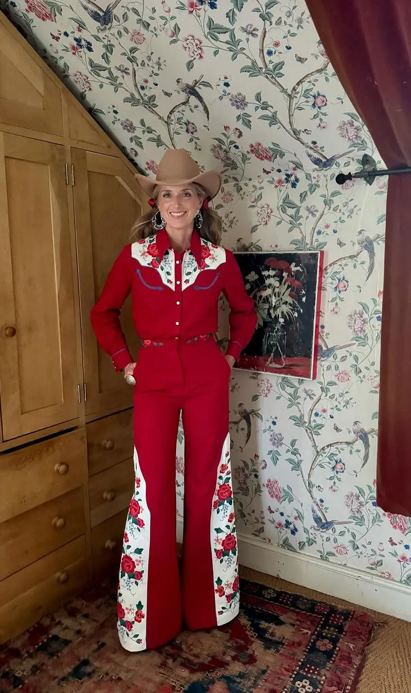Vintage Cowgirl Glam