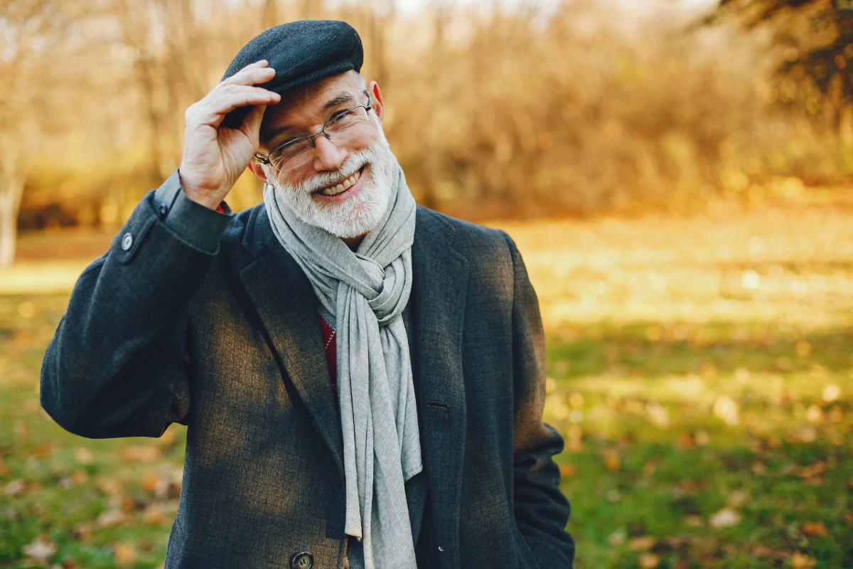 elegant-old-man-sunny-autumn-park