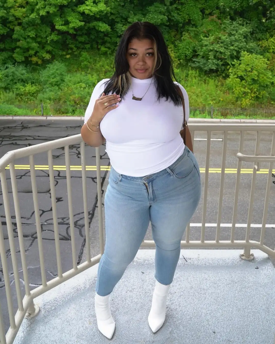 Classic White Accent Combo